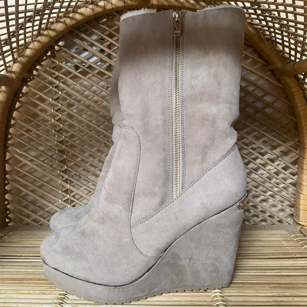 Juicy Couture Fold Over Wedge Boot - Picture 3 of 13